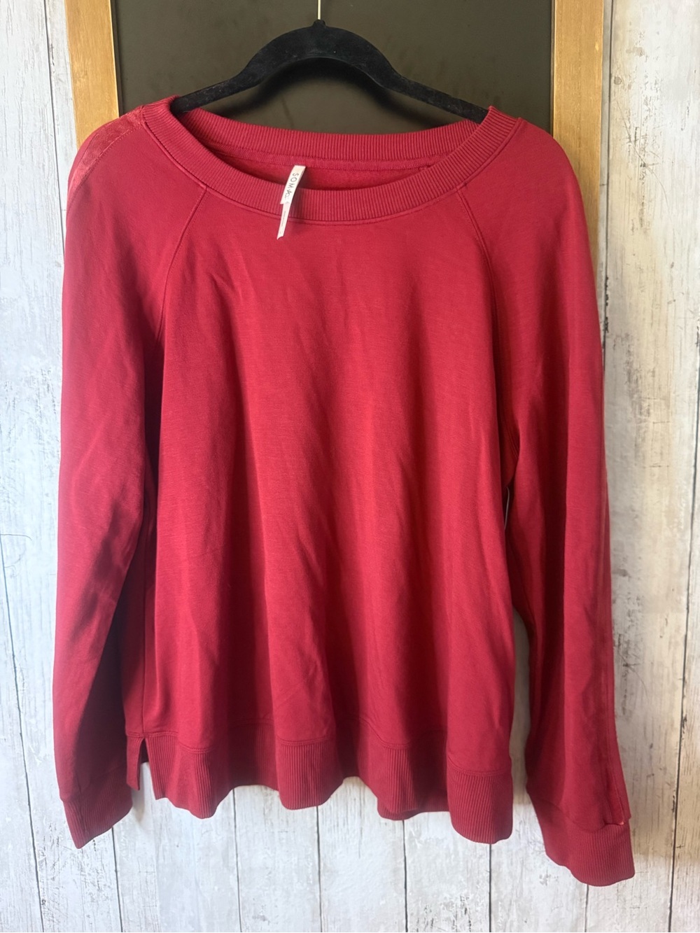 Soma NWT Velour Trim Crewneck Sweatshirt Fleece Pullover Red Flirt L